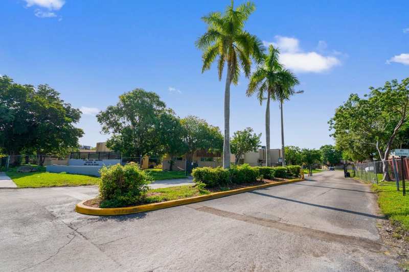 20106 SW 123RD Drive, Miami FL 33177