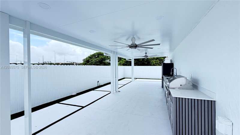 20726 SW 105 Ave # 1, Cutler Bay FL 33189