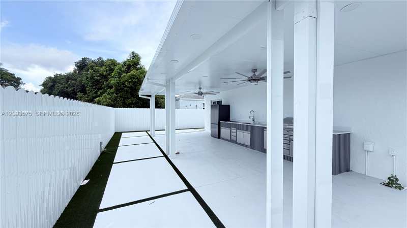 20726 SW 105 Ave # 1, Cutler Bay FL 33189