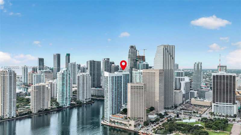 325 S Biscayne Blvd # 2320, Miami FL 33131