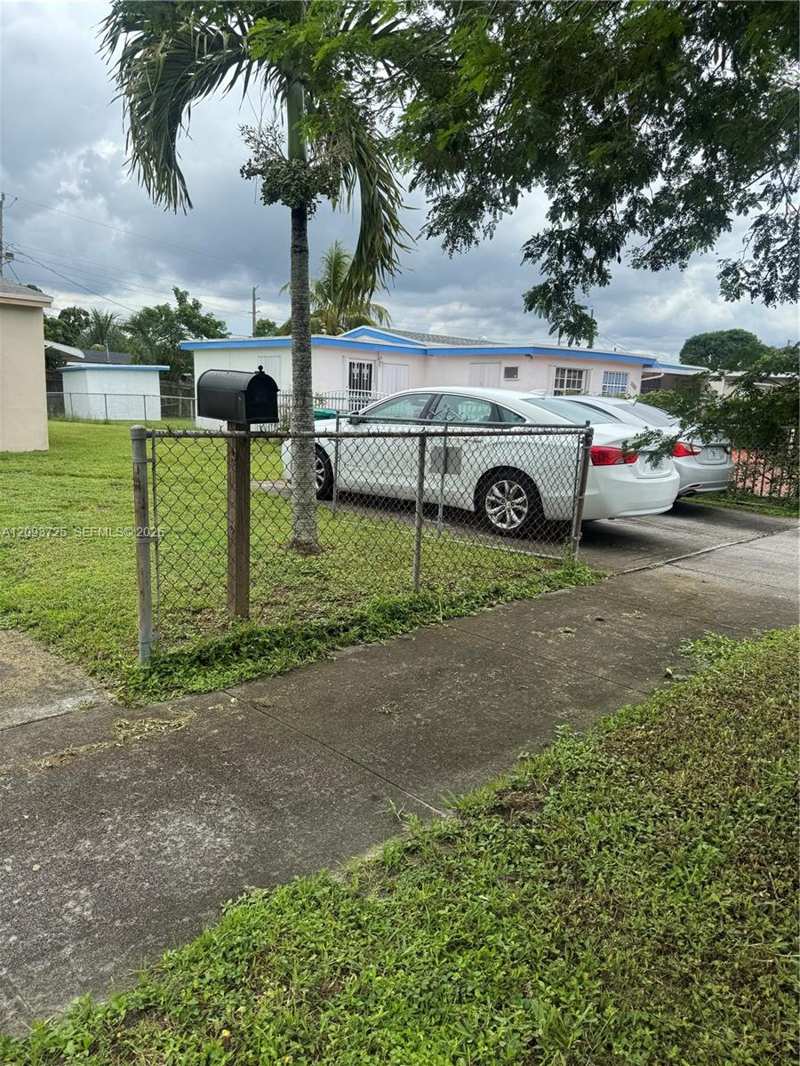 15830 NW 18th Ct, Miami Gardens FL 33054