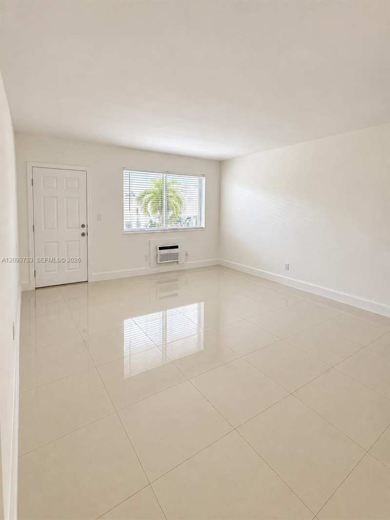 8215 Crespi Blvd # 2, Miami Beach FL 33141