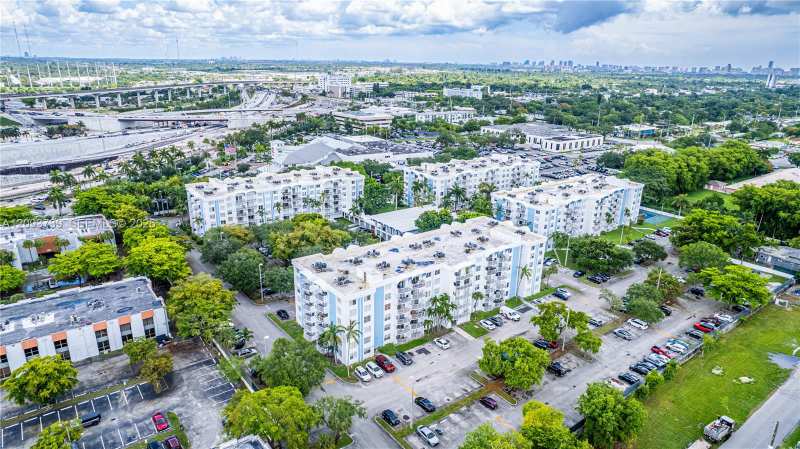 482 NW 165th St Rd # 201, Miami FL 33169