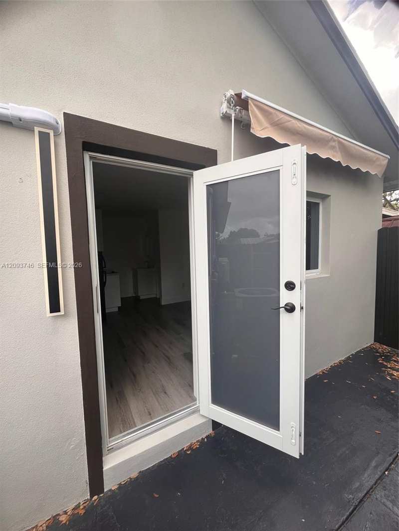 19541 NW 57th Ct # 2, Hialeah FL 33015