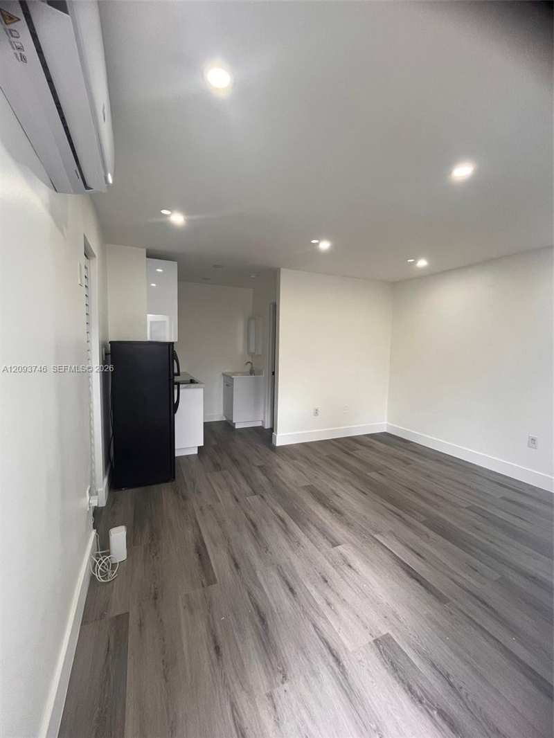 19541 NW 57th Ct # 2, Hialeah FL 33015