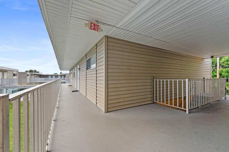 1500 CRESCENT Circle # B215, Lake Park FL 33403