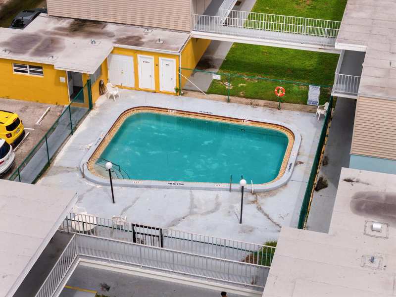 1500 CRESCENT Circle # B215, Lake Park FL 33403