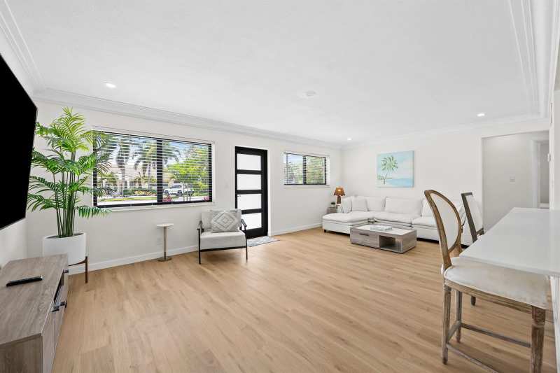 413 NE 25TH Avenue, Pompano Beach FL 33062
