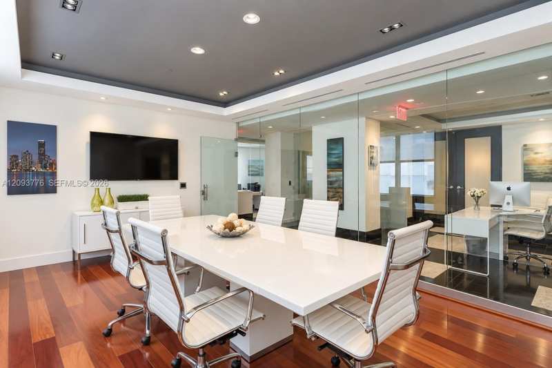 1000 Brickell Ave # 9A, Miami FL 33131