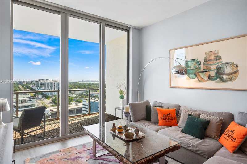 3470 E Coast Ave # H1602, Miami FL 33137