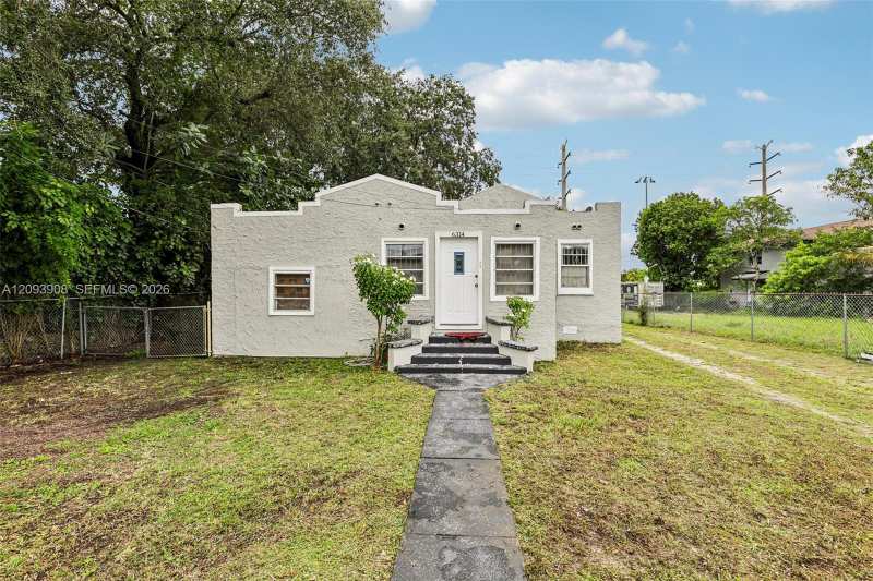 6314 NW 4th Ave, Miami FL 33150