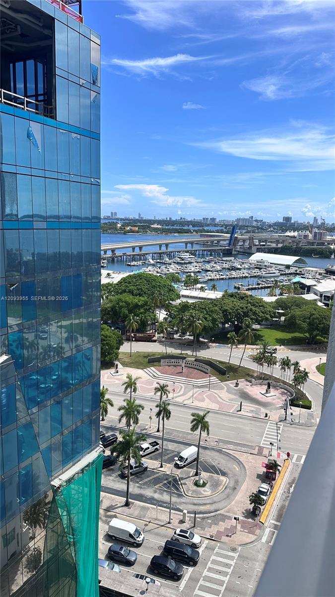 244 Biscayne Blvd # 1608, Miami FL 33132