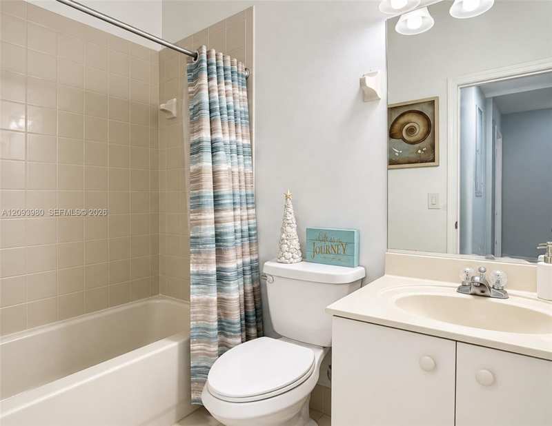 4205 NE 22nd Dr, Homestead FL 33033