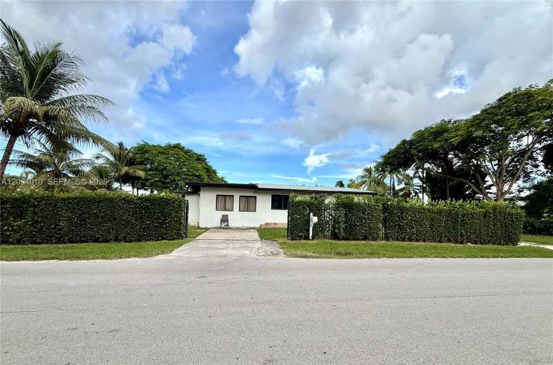 6255 SW 123rd Ave, Miami FL 33183