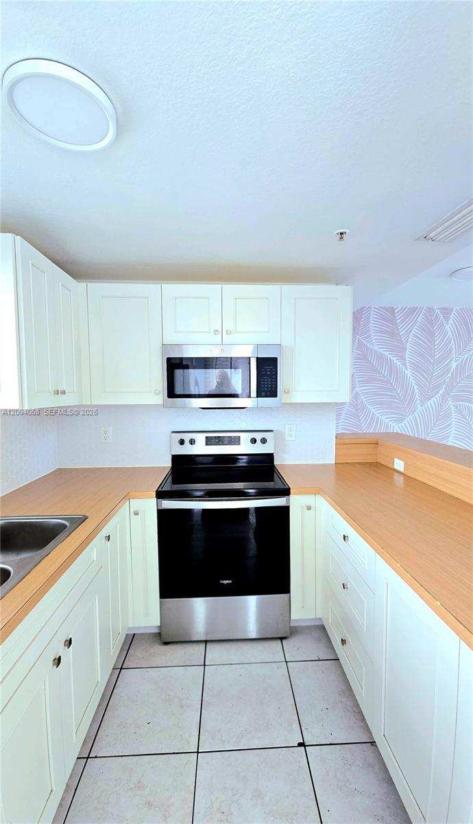 328 NW 12th Ave # 11, Miami FL 33128