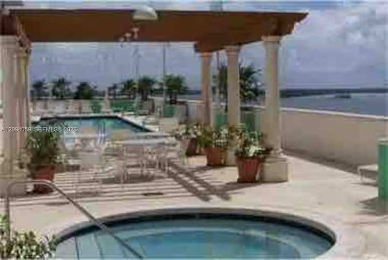 1200 Brickell Bay Dr # 3924, Miami FL 33131