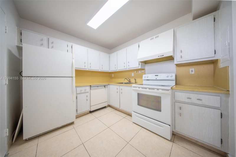 500 Three Islands Blvd # 225, Hallandale Beach FL 33009