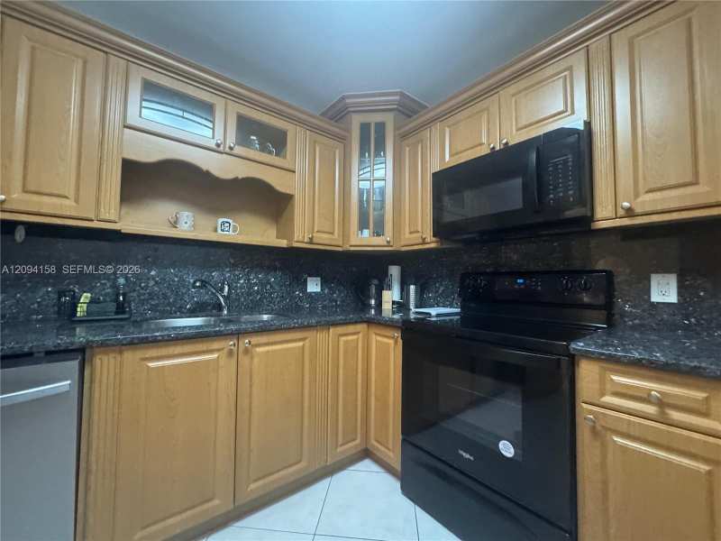 3800 S Ocean Dr # 525, Hollywood FL 33019