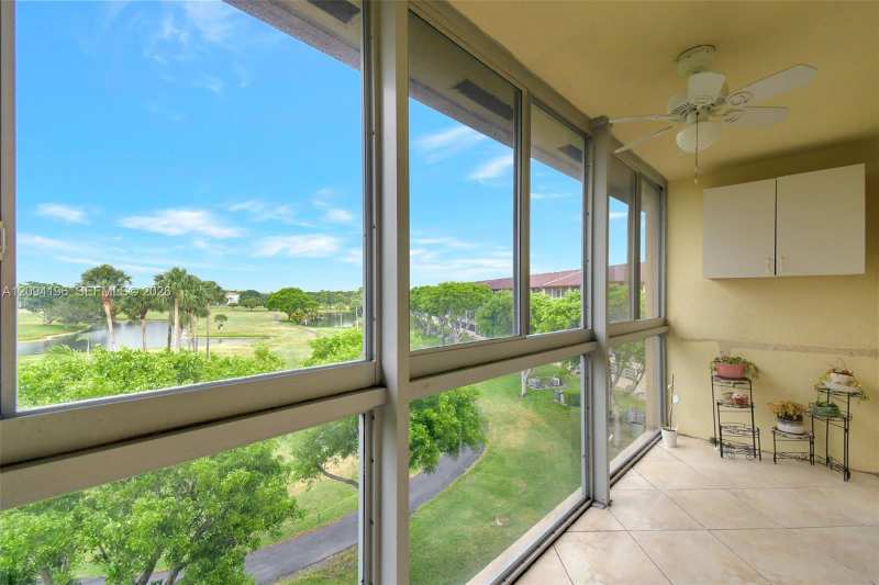 13475 SW 9th St # 413A, Pembroke Pines FL 33027