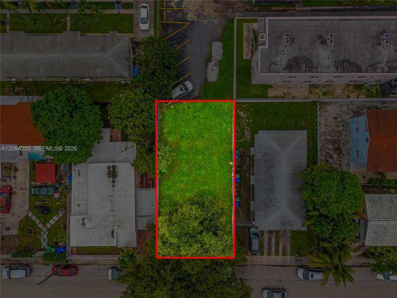 1827 SW 3rd St, Miami FL 33135