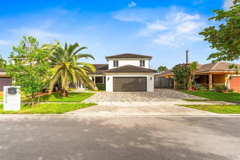 15015 NW 88th Court, Miami Lakes FL 33018