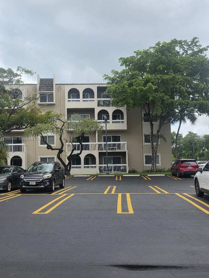 7707 Camino Real # 310, Miami FL 33143