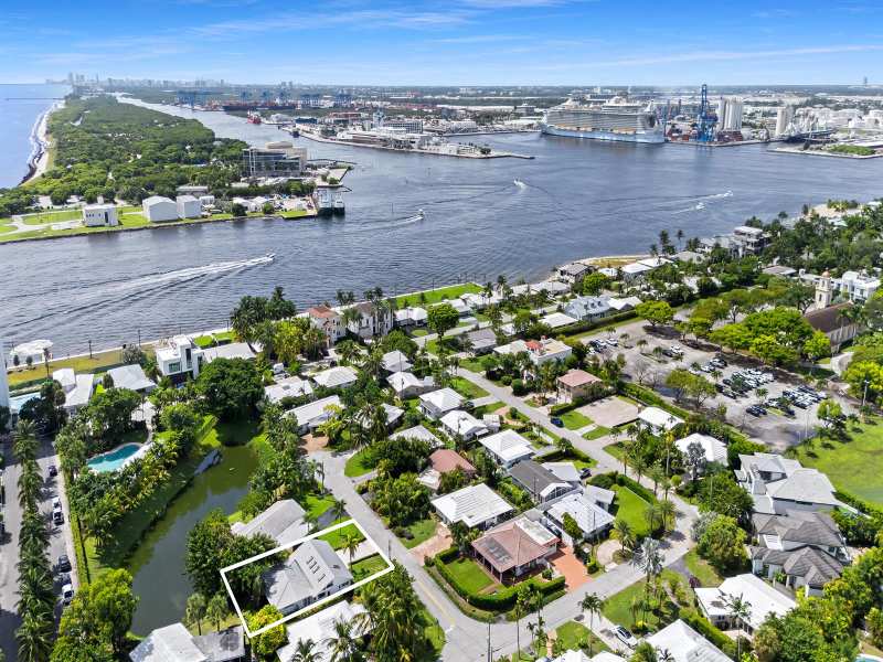 2004 SE 26TH Terrace, Fort Lauderdale FL 33316