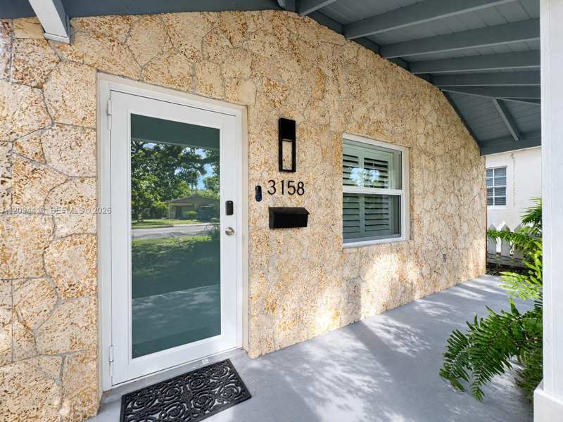 3158 Carter St, Miami FL 33133