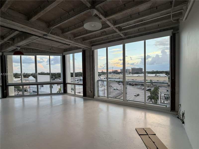 8101 Biscayne Blvd # 509, Miami FL 33138