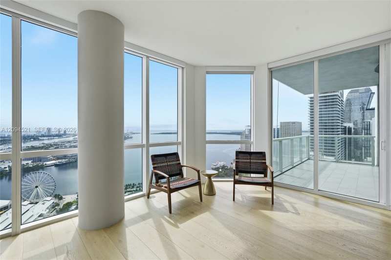 244 Biscayne Blvd # 4103, Miami FL 33132