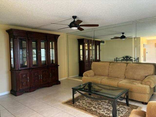 837 Normandy R, Delray Beach FL 33484