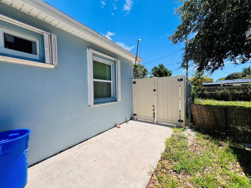 1210 S D Street # C, FL 33460