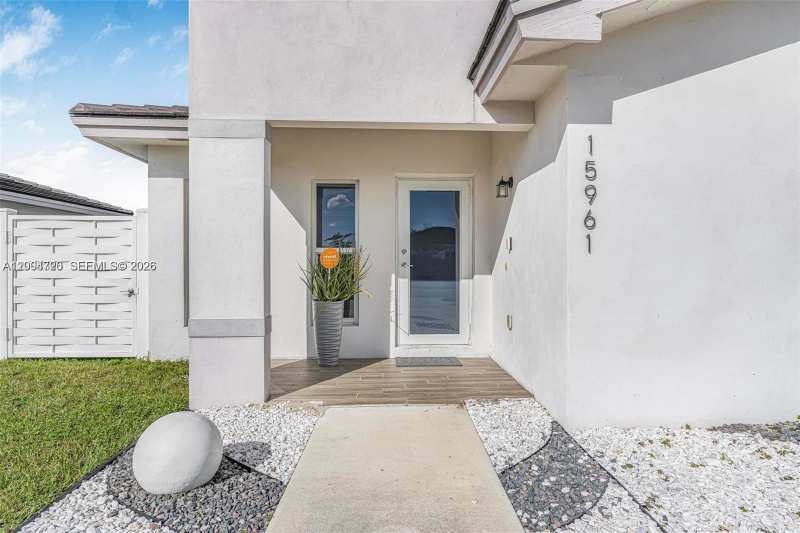 15961 SW 307th Ter, Homestead FL 33033