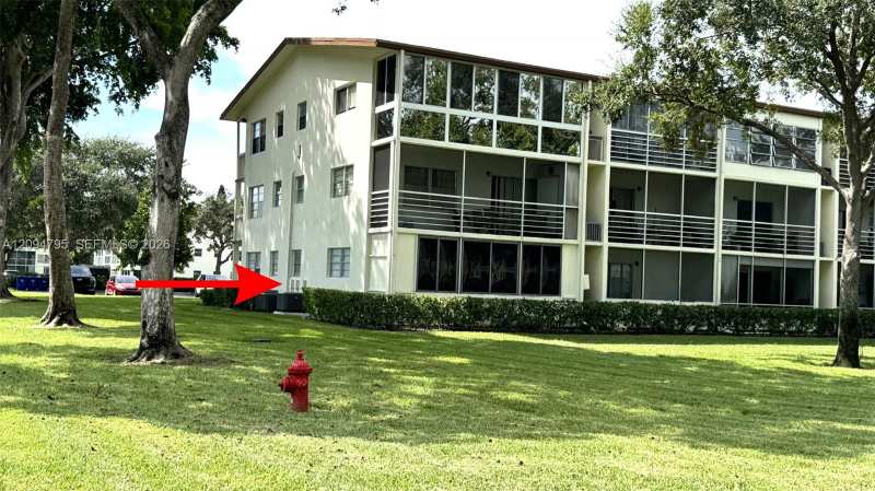 392 Mansfield J # 392, Boca Raton FL 33434