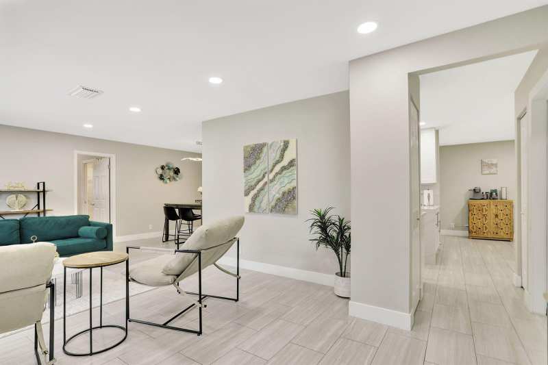1035 NW 5TH Avenue, Boca Raton FL 33432