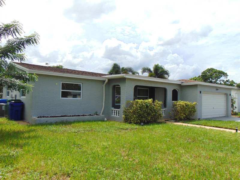 6854 NW 3RD Street, Margate FL 33063