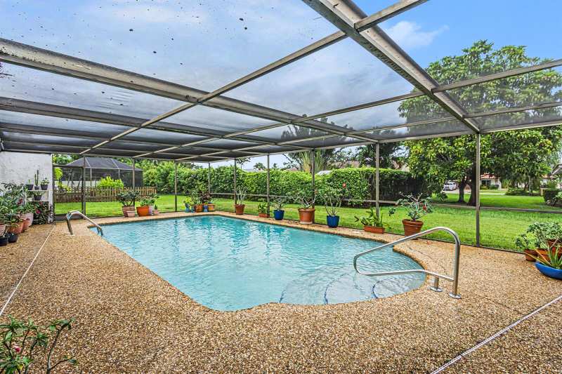415 SAILBOAT Circle, Weston FL 33326