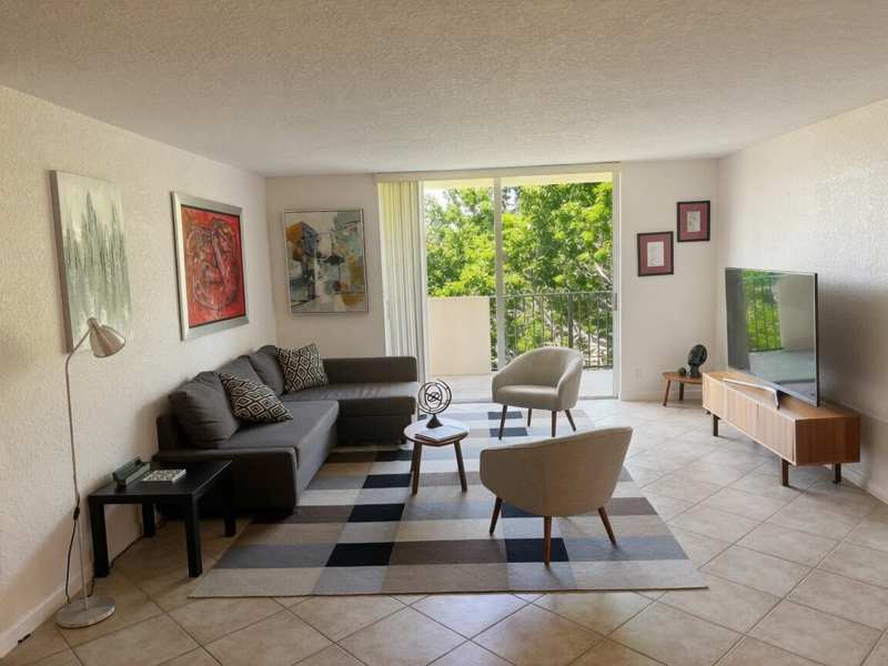 1000 SPANISH RIVER Road # 4P, Boca Raton FL 33432