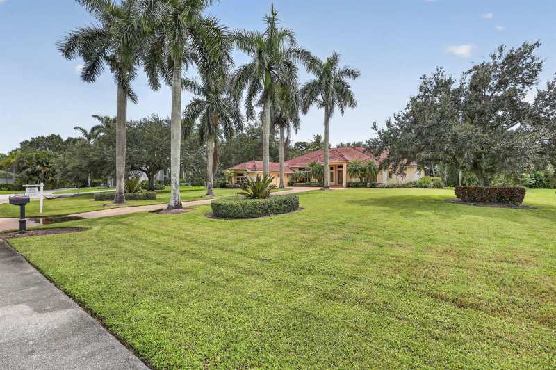 15390 EARHART Place, Wellington FL 33414