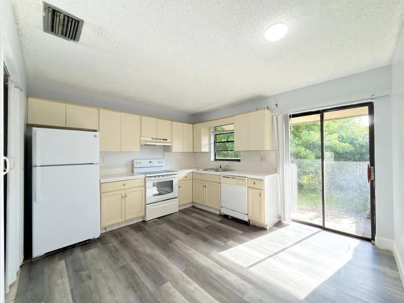 4885 Badger Road, West Palm Beach FL 33417