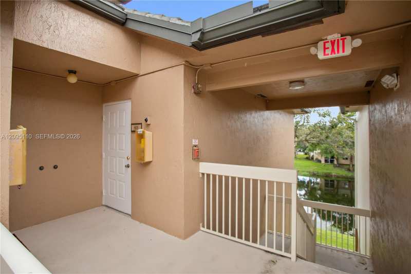 9833 Westview Dr # 835, Coral Springs FL 33076