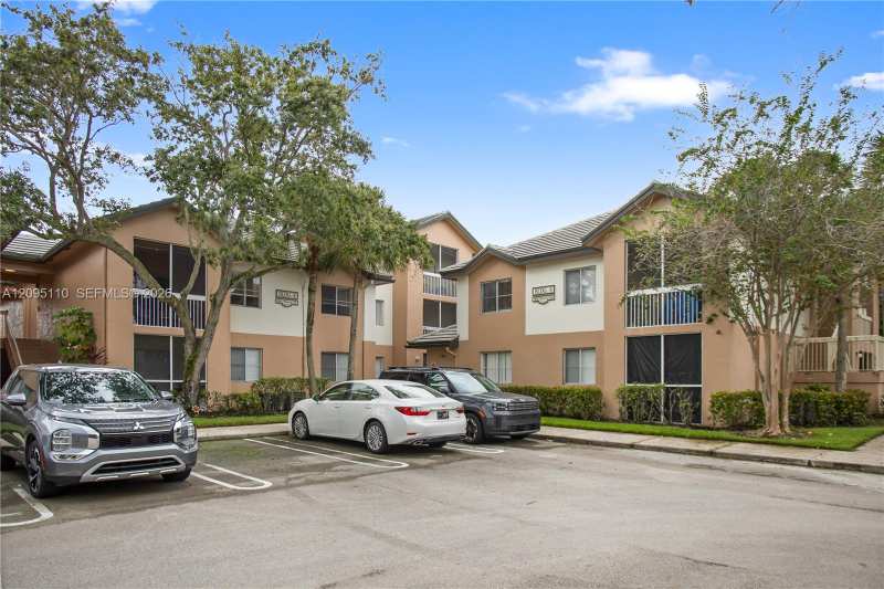 9833 Westview Dr # 835, Coral Springs FL 33076