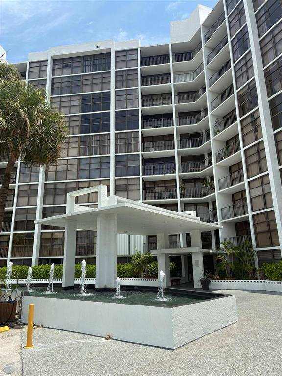 400 LESLIE Drive # 502, Hallandale Beach FL 33009