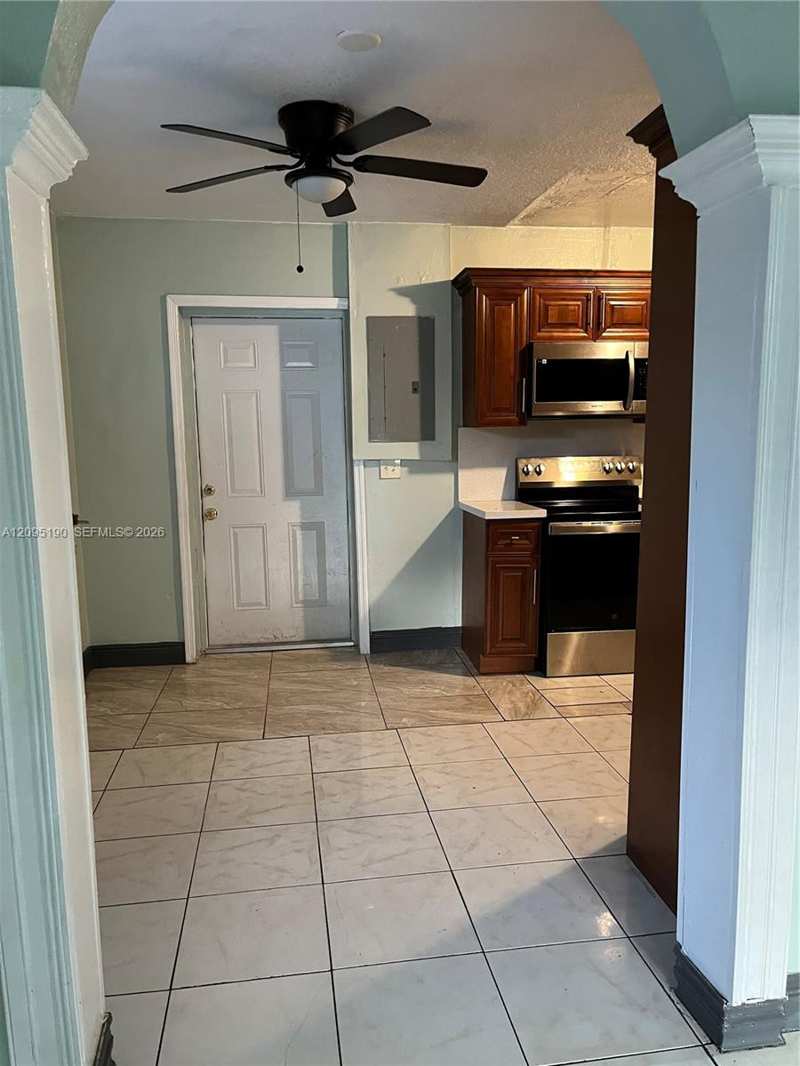 12715 NW 10th Ave # 0, North Miami FL 33168