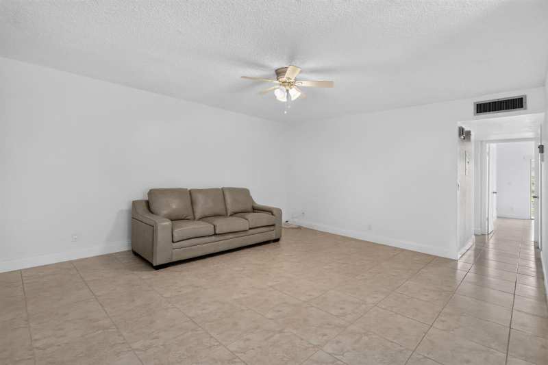 318 Normandy G # 318, Delray Beach FL 33484