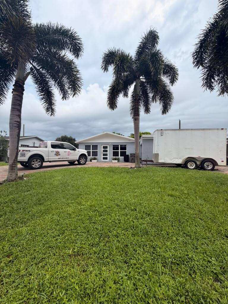 872 HARTH Drive, West Palm Beach FL 33415