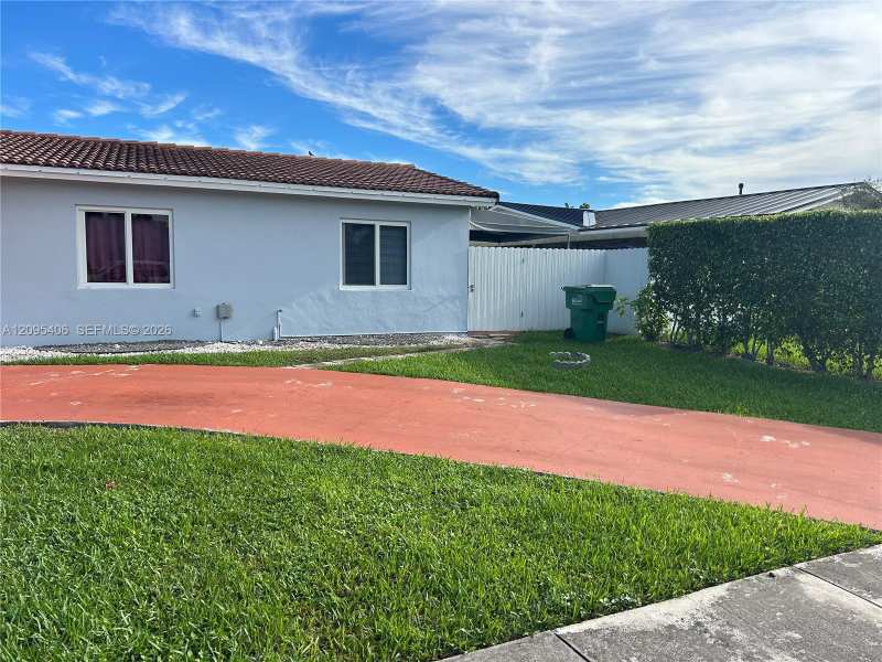 3325 Village Green Dr, Miami FL 33175