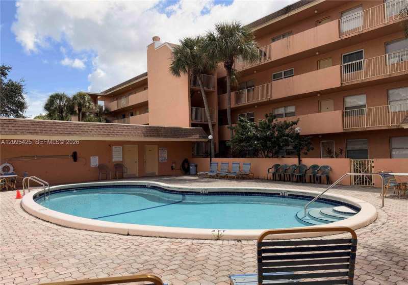 3110 N Pine Island Rd # 408, Sunrise FL 33351