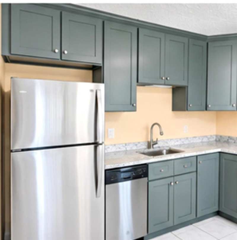 812 NE 2ND Street # 2, Hallandale Beach FL 33009