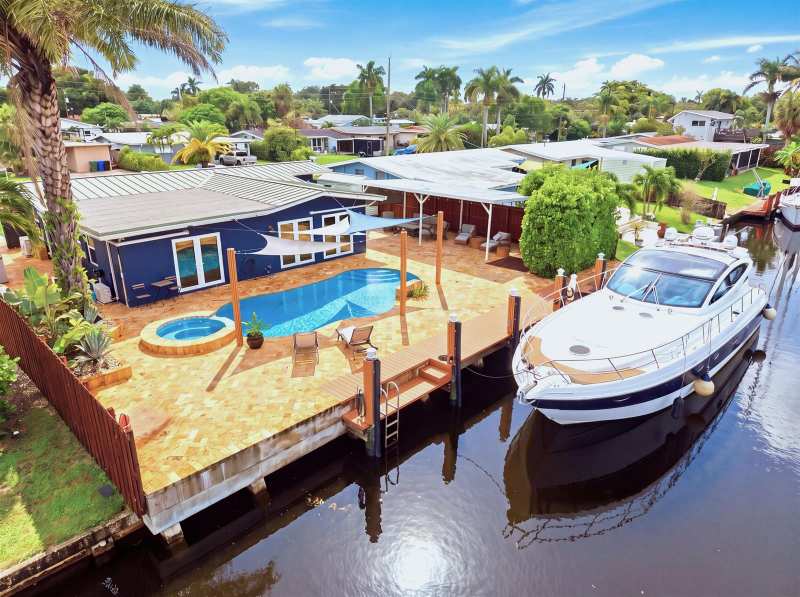 2496 BIMINI Lane, Fort Lauderdale FL 33312